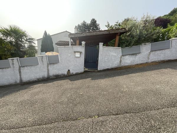 Loire-sur-Rhône (69700) Maison T4 à vendre avec jardin et terrasse ( 69700 Loire-Sur-Rhône)