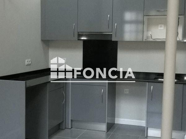 Location Appartement 3 pièces 54.4 m² - 20 RUE NOTRE DAME Vitre 35500