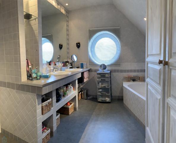 Maison d'architecte 249 m2 au coeur de Mont St Aignan