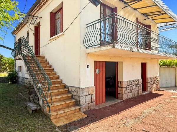 Labégude (07200) Jolie Maison des Années 60 avec Terrasse, Jardin et Vue Panoramique