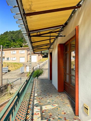 Labégude (07200) Jolie Maison des Années 60 avec Terrasse, Jardin et Vue Panoramique