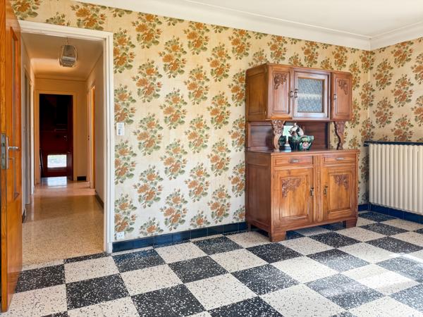 Labégude (07200) Jolie Maison des Années 60 avec Terrasse, Jardin et Vue Panoramique