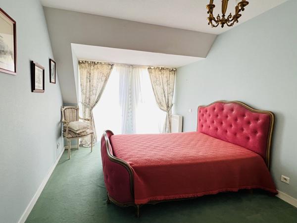 Appartement 4 pièce(s) 3 chambre(s) 116.7 m²