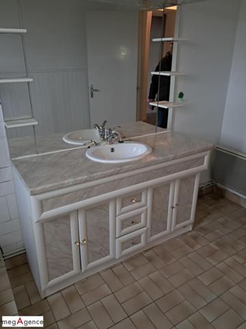 Maison à PERIGNY, 03120 - 3 pièces 74m²