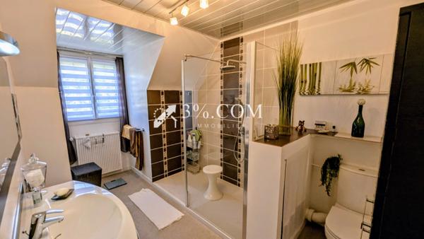 MAISON 4 Chambres sur terrain 800 M2 Carrières-sous-Poissy (78955)