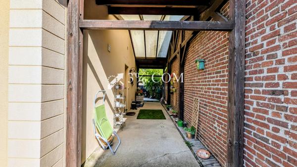 MAISON 4 Chambres sur terrain 800 M2 Carrières-sous-Poissy (78955)