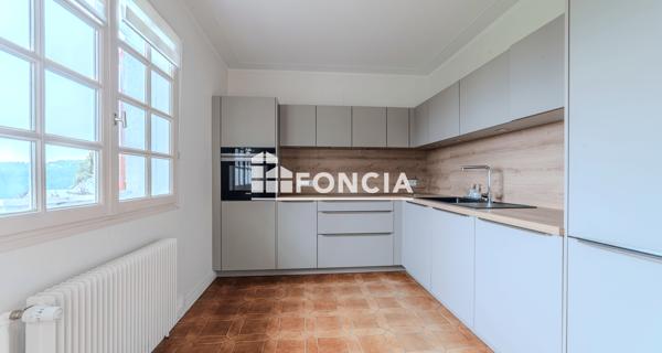 À vendre Maison 6 pièces 136.63 m² - Saint-priest-en-jarez 42270