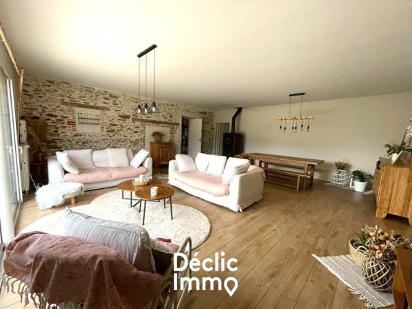 Vente maison La roche sur yon, 217m² 8 pièces 684 000€ avec piscine