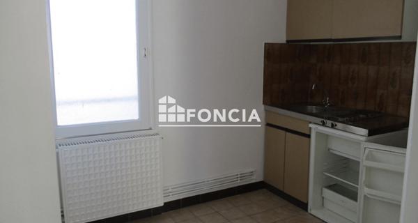 Location Studio 28.04 m² - Lorient 56100