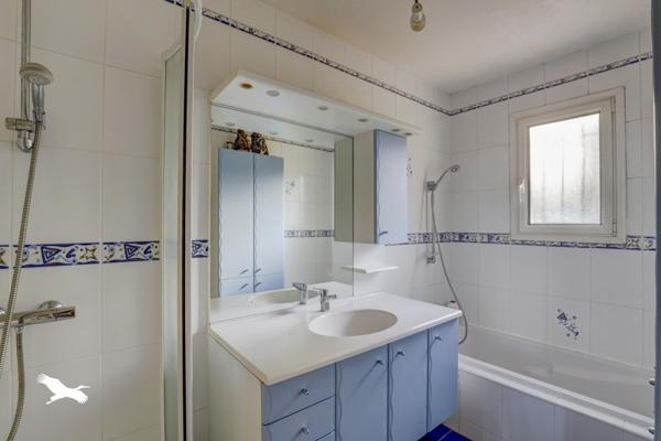 Maison à vendre |  Saint-Sauveur |  6 pièces | 212 m²