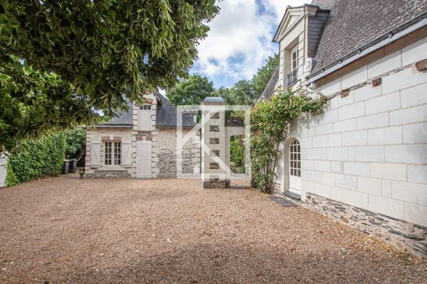 Belle propriété de charme avec dépendances, Angers Est