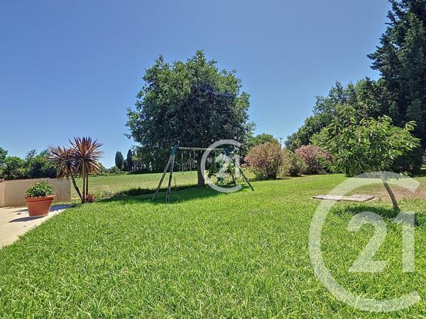 Maison à vendre  9 pièces - 225,80 m2 ST MARTIN DE CRAU - 13