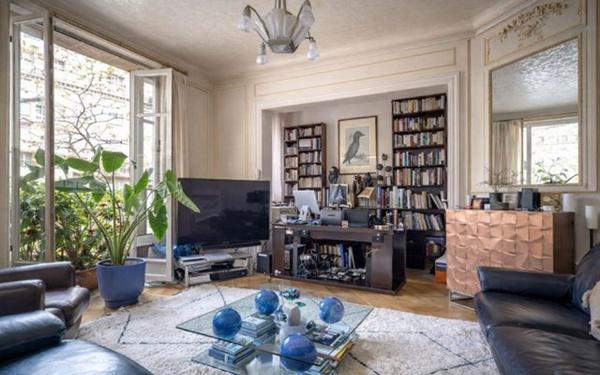 Appartement à vendre    5 pièces • 146,75 m2 Paris 11