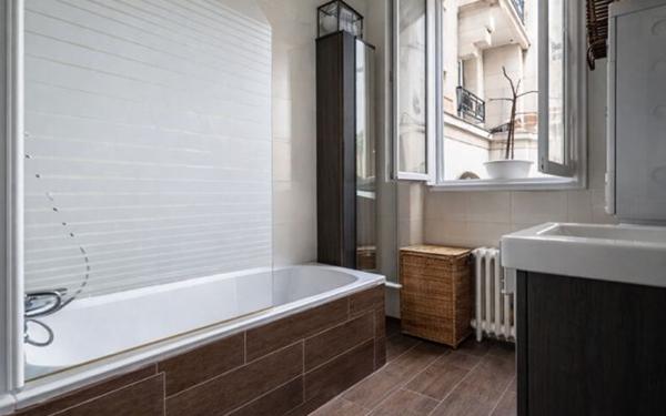 Appartement à vendre    5 pièces • 146,75 m2 Paris 11