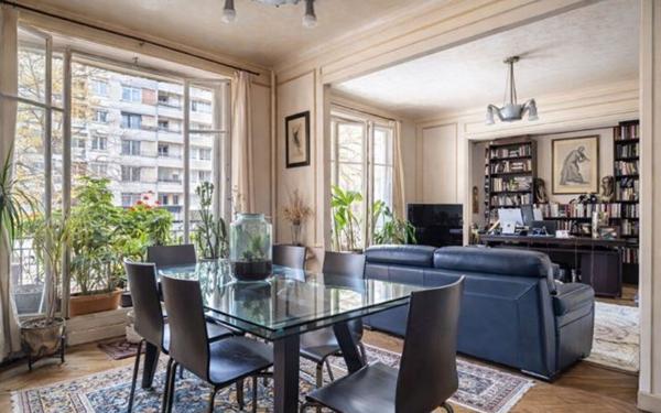 Appartement à vendre    5 pièces • 146,75 m2 Paris 11