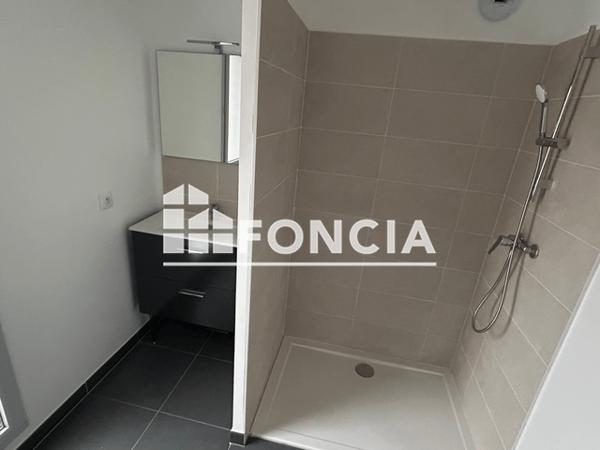 Location Appartement 3 pièces 62.5 m² - 2/8 RUE COLONEL FABIEN RUE DU MOULIN BRULE Reims 51100