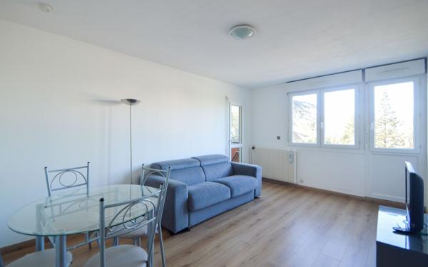 Appartement à louer    3 pièces • 60,18 m2 Pau