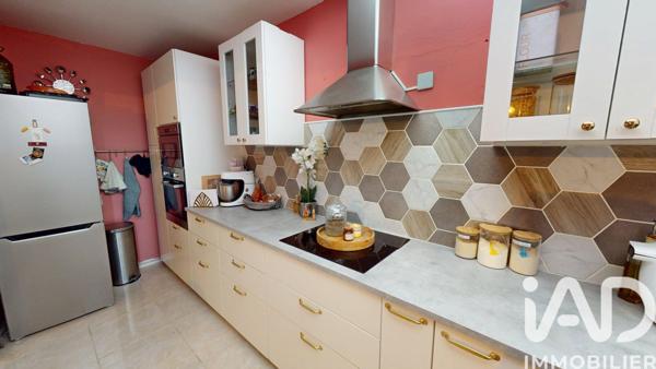 Appartement à vendre 4 pièces 93 m² Savigny-le-Temple