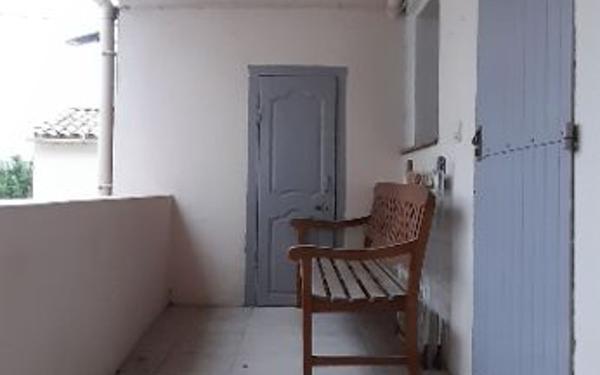 Maison à louer    1 pièce •  Vinon-sur-Verdon