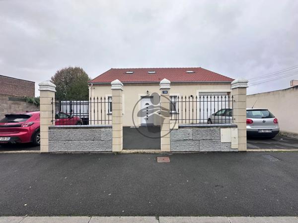 Vente Maison 7 pièces 166 m2 à Saint-Quentin