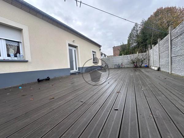Vente Maison 7 pièces 166 m2 à Saint-Quentin