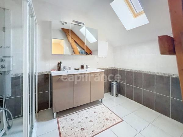 Maison individuelle 6 pièces - 189m² - CLUSES (74)