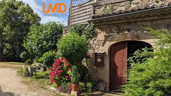 Propriété en pierre 430m2 avec 9ha de terres attenantes et lac