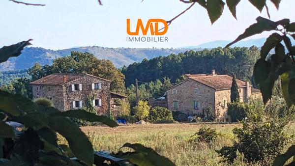 Propriété en pierre 430m2 avec 9ha de terres attenantes et lac