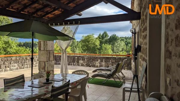 Propriété en pierre 430m2 avec 9ha de terres attenantes et lac