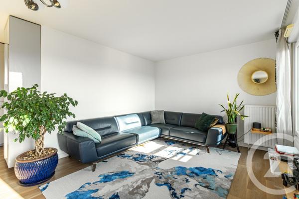 Appartement F5 à vendre  5 pièces - 106,85 m2 ST OUEN - 93