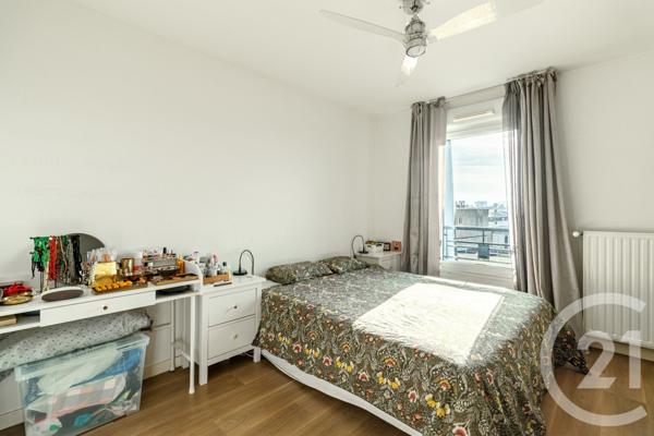 Appartement F5 à vendre  5 pièces - 106,85 m2 ST OUEN - 93