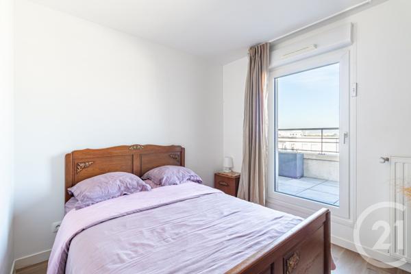 Appartement F5 à vendre  5 pièces - 106,85 m2 ST OUEN - 93