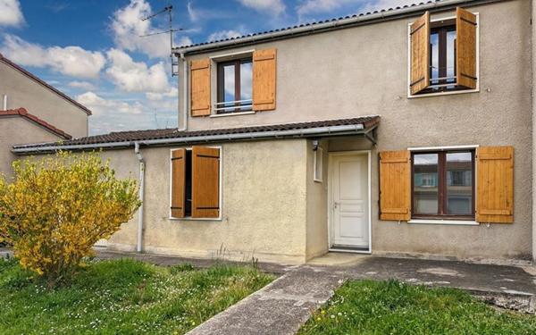 Maison à vendre    5 pièces •  Fleurance
