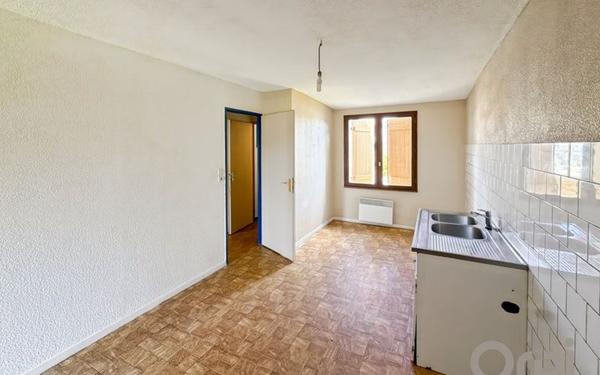 Maison à vendre    5 pièces •  Fleurance