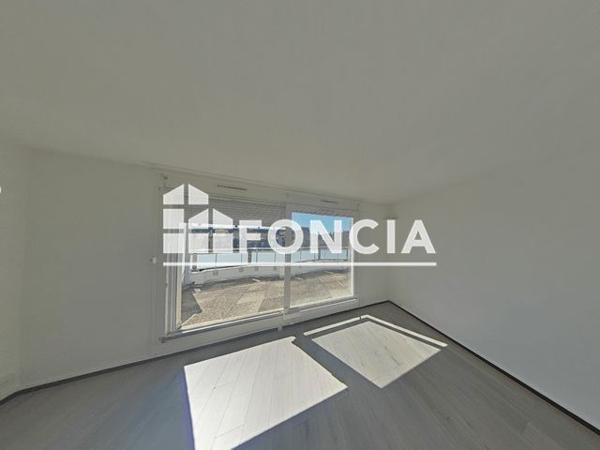 Location Studio 22.41 m² - 10-12 RUE DE LENS Lille 59000