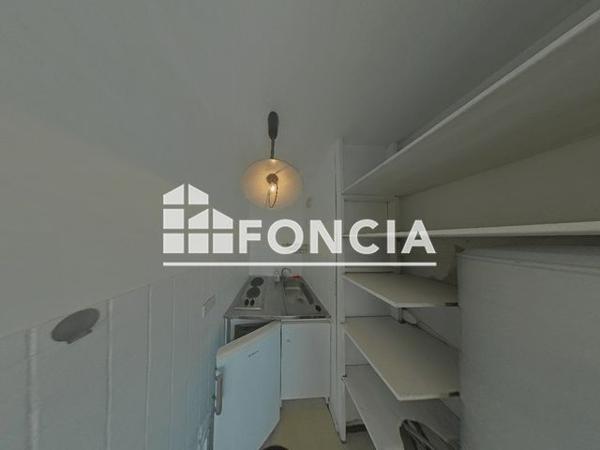 Location Studio 22.41 m² - 10-12 RUE DE LENS Lille 59000