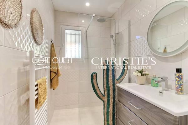 À vendre Urrugne - Olhette - Villa avec Piscine