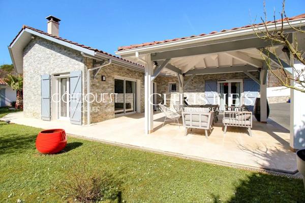 À vendre Urrugne - Olhette - Villa avec Piscine