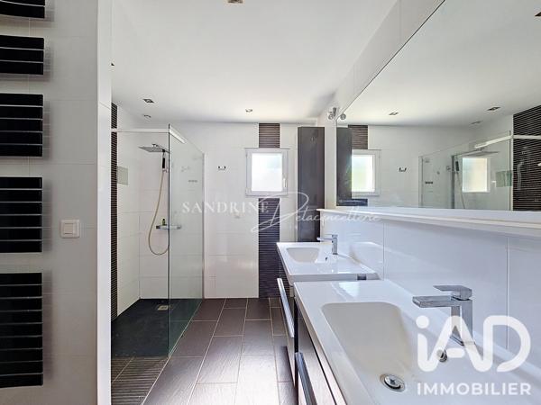 Maison à vendre 10 pièces 214 m² Héric