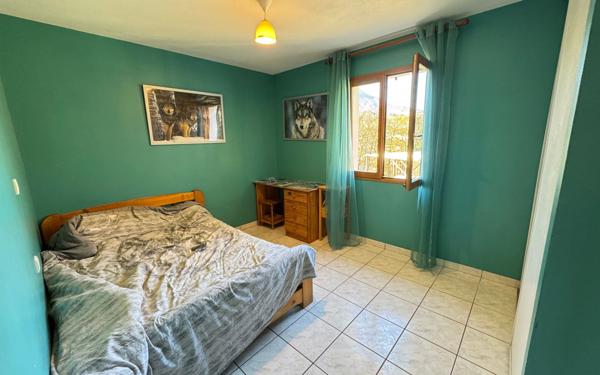Maison à vendre    6 pièces • 128 m2 Neffes