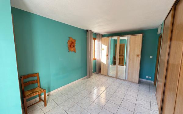 Maison à vendre    6 pièces • 128 m2 Neffes