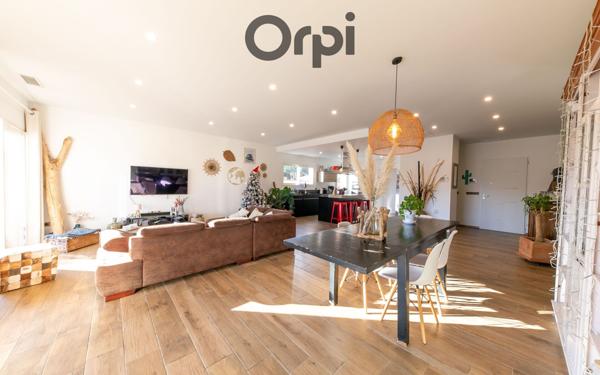 Maison à vendre    4 pièces • 133 m2 Saint-Féliu-d'Avall