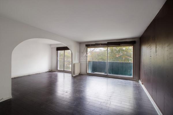 PARIS 18ÈME - MÉTRO MARX DORMOY - MARCHE DE L'OLIVE €700 400 ** - Référence VC-6584