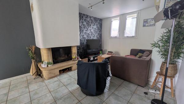 Maison familiale de 98 m² environ sur une parcelle de 261 m² jardin et sationnement
