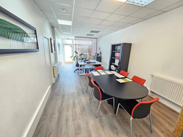 Local/bureau à louer RIS ORANGIS (91)