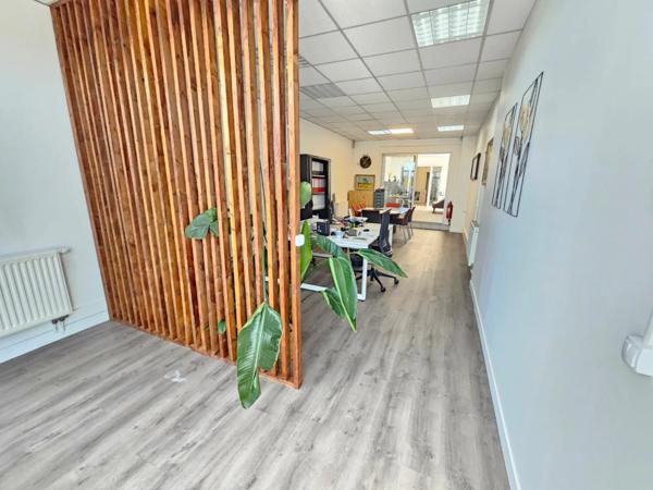 Local/bureau à louer RIS ORANGIS (91)