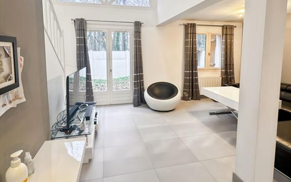 Maison à vendre    4 pièces •  Taverny