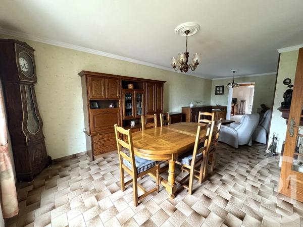 Maison à vendre  6 pièces - 146,32 m 2   LA MILESSE  - 72