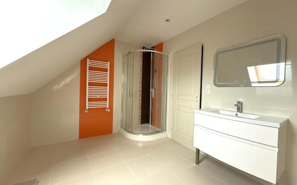 Maison à vendre    6 pièces •  Perrigny-lès-Dijon