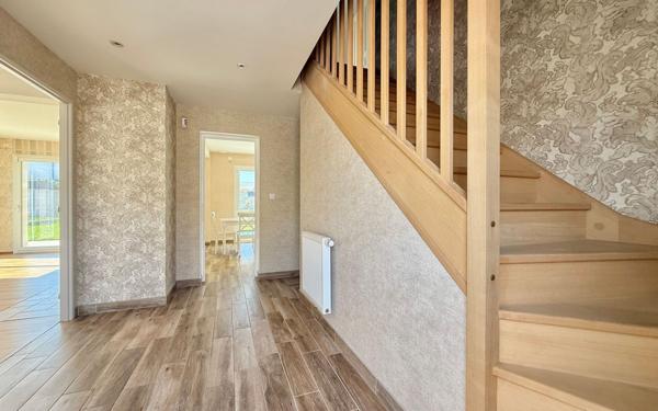 Maison à vendre    6 pièces •  Perrigny-lès-Dijon